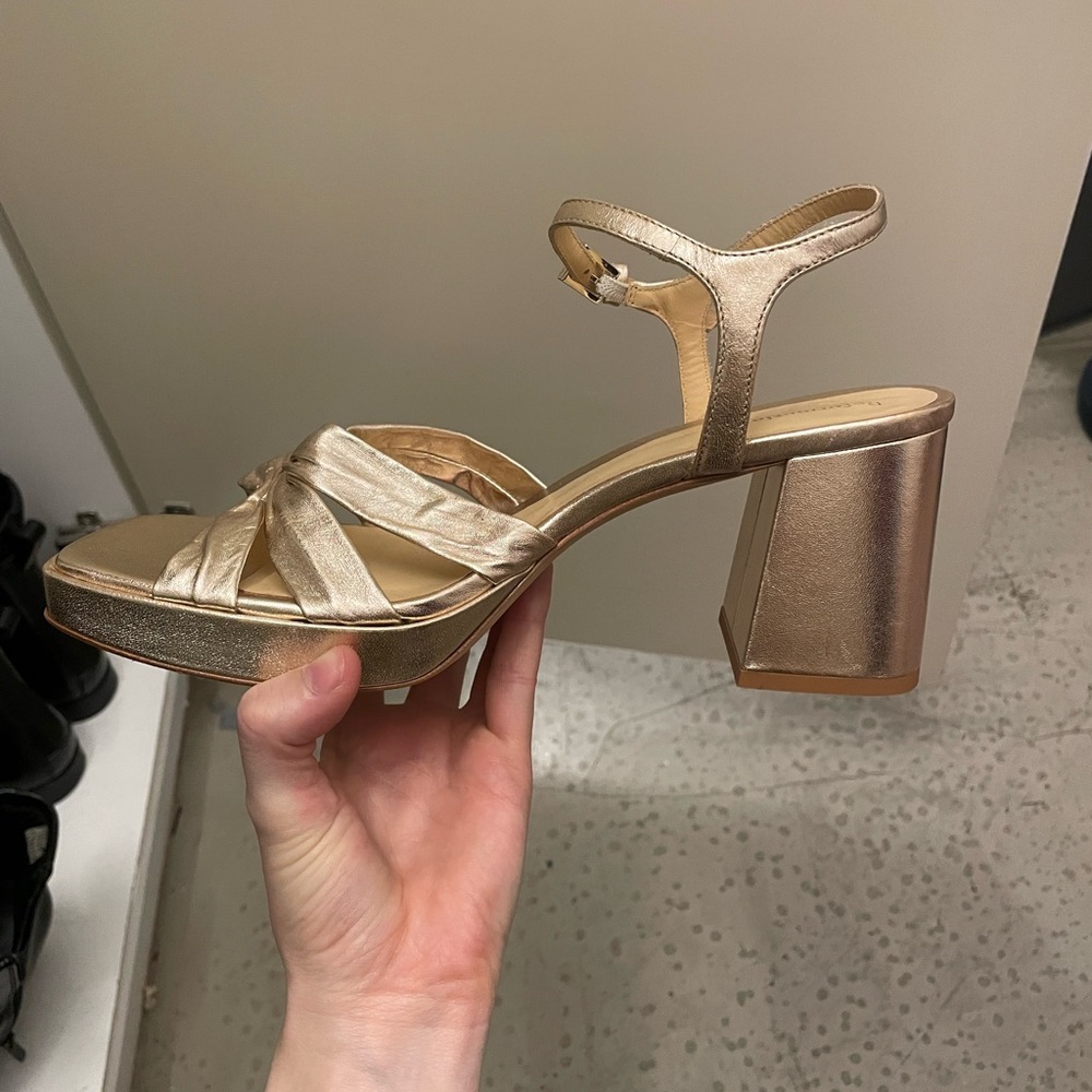 Reformation Maize Platform Sandal Size 8, never worn